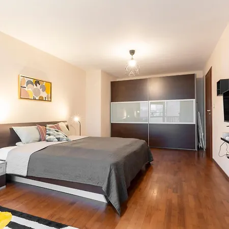 My Place Apartamento *